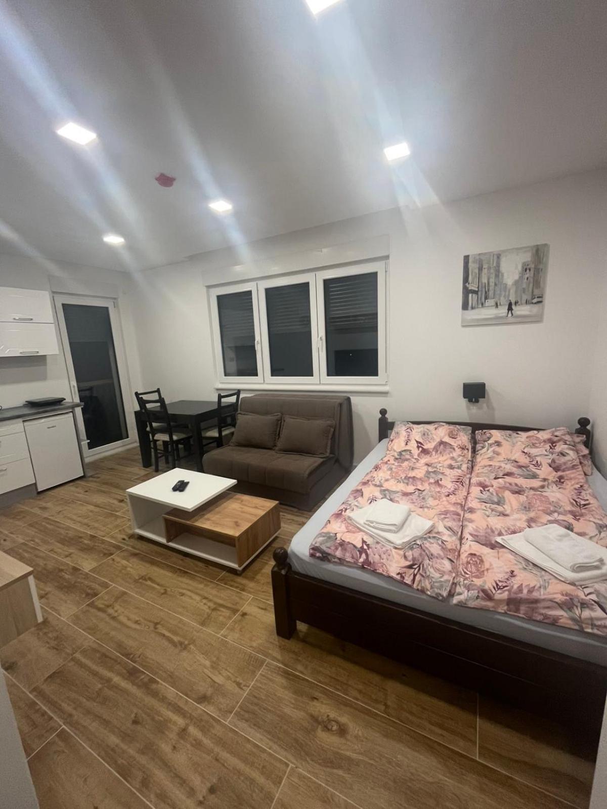Apartment Buk 20 *